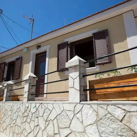 別荘 Kostas' House